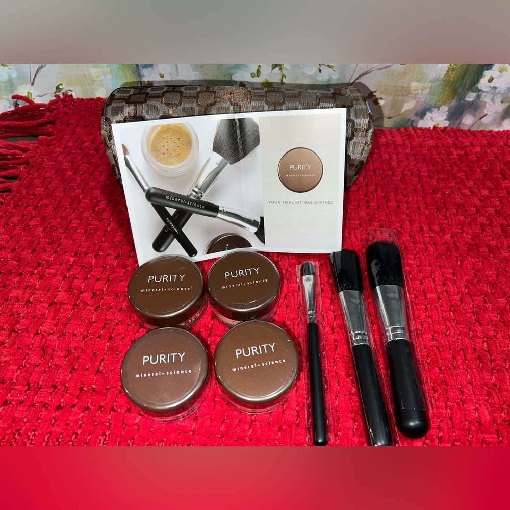 Purity Mineral Science 4-Piece Foundation and 3-Piece Brush Set